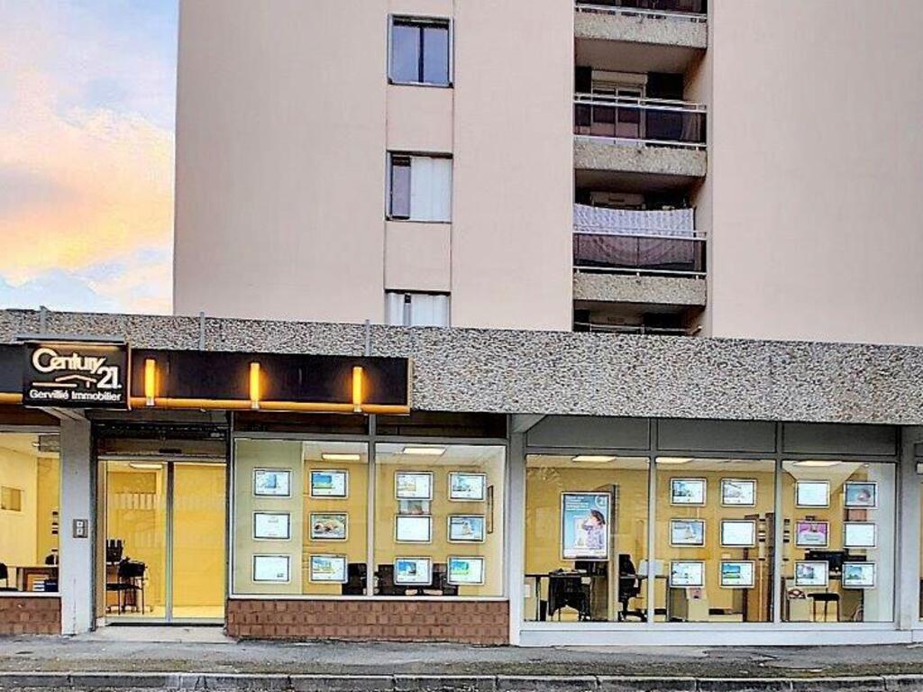 l'équipe de l'agence Gervillié Immobilier