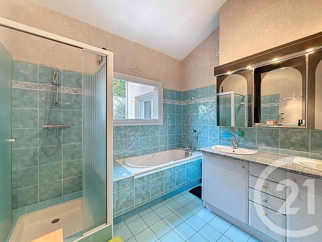 maison à vendre - 9 pièces - 263.0 m2 - COURNON D AUVERGNE - 63 - AUVERGNE - Century 21 Gervillié Immobilier