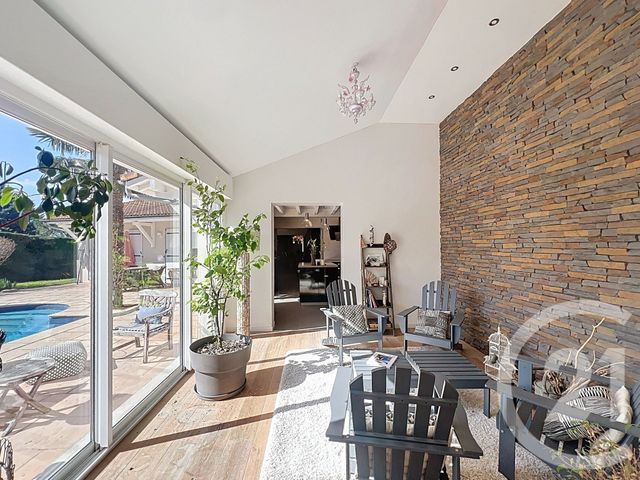 maison à vendre - 8 pièces - 215.0 m2 - COURNON D AUVERGNE - 63 - AUVERGNE - Century 21 Gervillié Immobilier