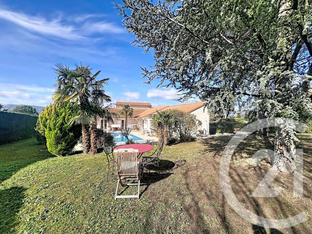 maison à vendre - 8 pièces - 215.0 m2 - COURNON D AUVERGNE - 63 - AUVERGNE - Century 21 Gervillié Immobilier