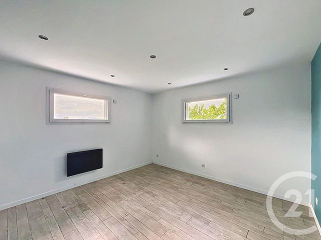 maison à vendre - 8 pièces - 137.14 m2 - LE CENDRE - 63 - AUVERGNE - Century 21 Gervillié Immobilier