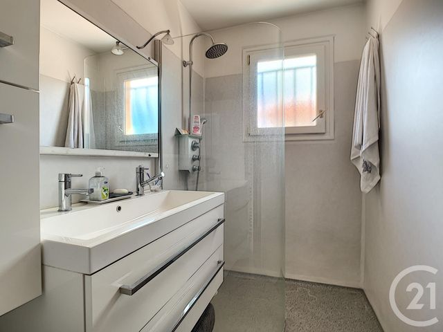 Afficher la photo en grand maison à vendre - 7 pièces - 153.01 m2 - COURNON D AUVERGNE - 63 - AUVERGNE - Century 21 Gervillié Immobilier