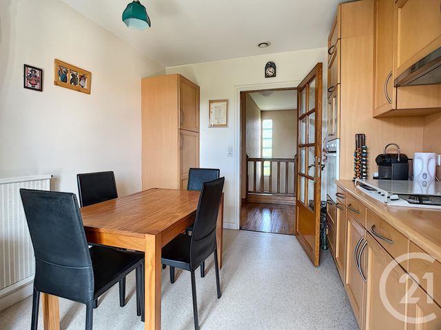 Afficher la photo en grand maison à vendre - 7 pièces - 153.01 m2 - COURNON D AUVERGNE - 63 - AUVERGNE - Century 21 Gervillié Immobilier