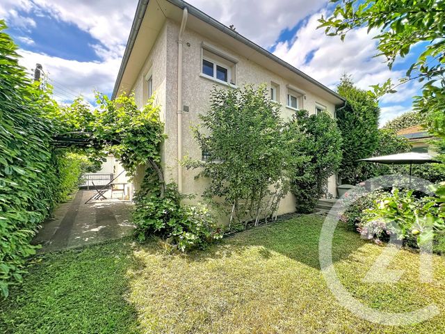 maison à vendre - 6 pièces - 115.35 m2 - COURNON D AUVERGNE - 63 - AUVERGNE - Century 21 Gervillié Immobilier