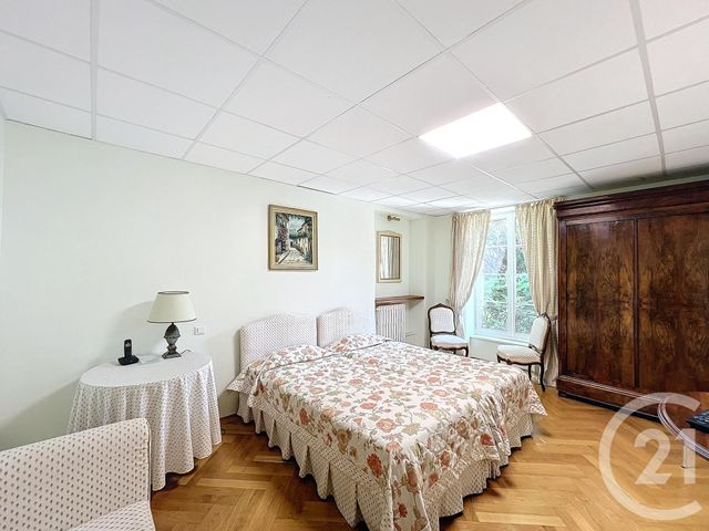 maison à vendre - 17 pièces - 879.59 m2 - PERIGNAT LES SARLIEVE - 63 - AUVERGNE - Century 21 Gervillié Immobilier