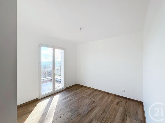 Afficher la photo en grand maison à vendre - 4 pièces - 76.72 m2 - YRONDE ET BURON - 63 - AUVERGNE - Century 21 Gervillié Immobilier