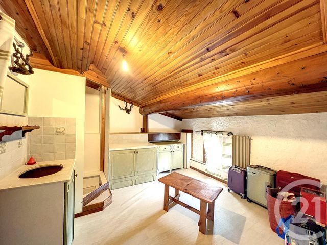 maison à vendre - 6 pièces - 215.98 m2 - LE CREST - 63 - AUVERGNE - Century 21 Gervillié Immobilier