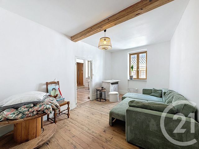 maison à vendre - 4 pièces - 92.38 m2 - LES MARTRES DE VEYRE - 63 - AUVERGNE - Century 21 Gervillié Immobilier