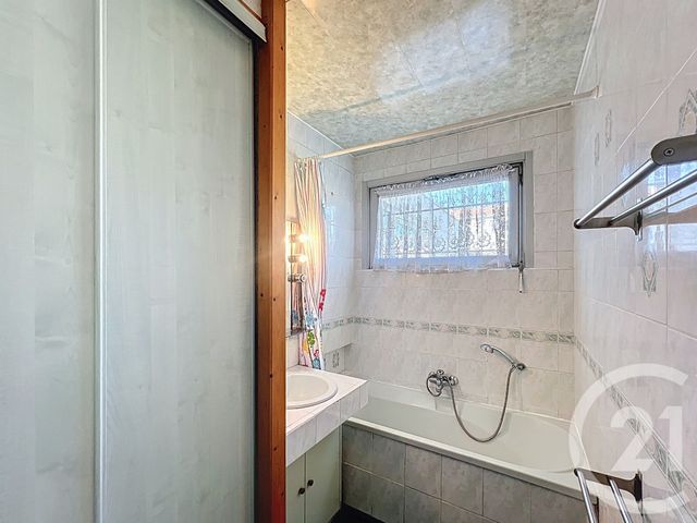 maison à vendre - 7 pièces - 118.23 m2 - COURNON D AUVERGNE - 63 - AUVERGNE - Century 21 Gervillié Immobilier