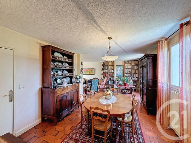 maison à louer - 10 pièces - 223.01 m2 - COURNON D AUVERGNE - 63 - AUVERGNE - Century 21 Gervillié Immobilier