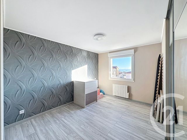 maison à vendre - 8 pièces - 146.83 m2 - LA ROCHE BLANCHE - 63 - AUVERGNE - Century 21 Gervillié Immobilier