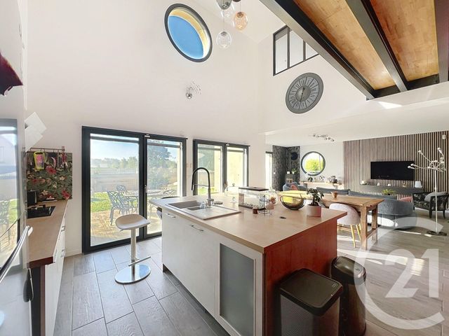 Afficher la photo en grand maison à vendre - 5 pièces - 133.39 m2 - PLAUZAT - 63 - AUVERGNE - Century 21 Gervillié Immobilier