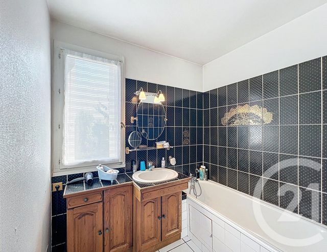 Appartement F4 à vendre - 4 pièces - 88.0 m2 - COURNON D AUVERGNE - 63 - AUVERGNE - Century 21 Gervillié Immobilier