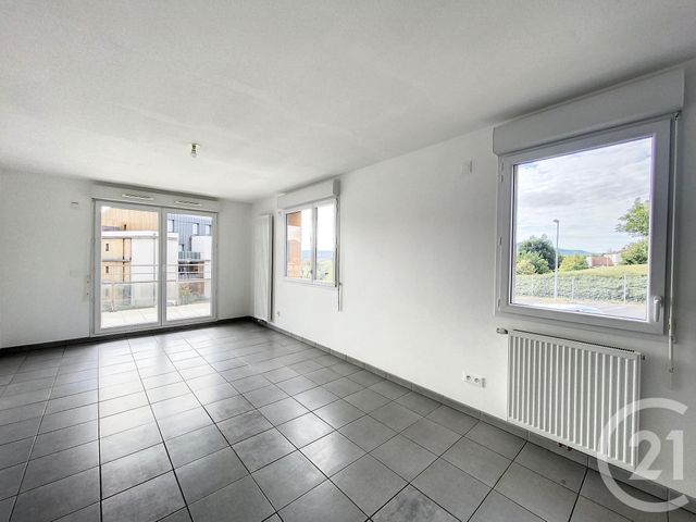 Appartement F3 à louer - 3 pièces - 60.48 m2 - COURNON D AUVERGNE - 63 - AUVERGNE - Century 21 Gervillié Immobilier