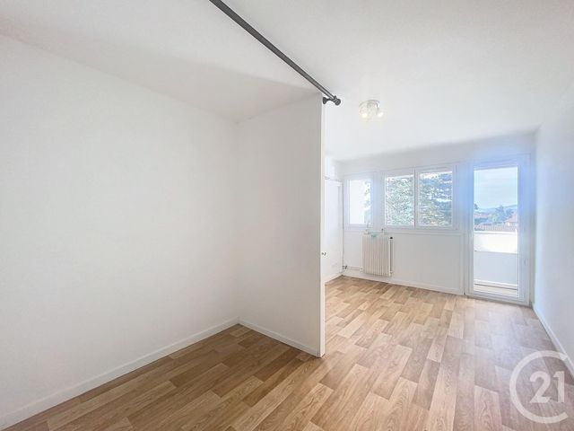 Afficher la photo en grand Appartement Studio à louer - 1 pièce - 32.65 m2 - COURNON D AUVERGNE - 63 - AUVERGNE - Century 21 Gervillié Immobilier