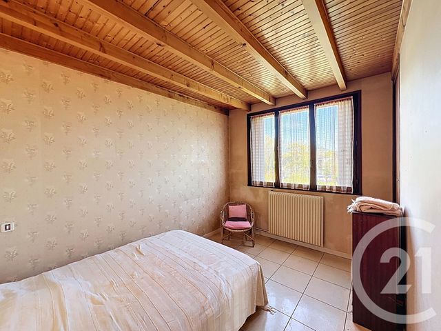 maison à vendre - 7 pièces - 129.33 m2 - LE CENDRE - 63 - AUVERGNE - Century 21 Gervillié Immobilier