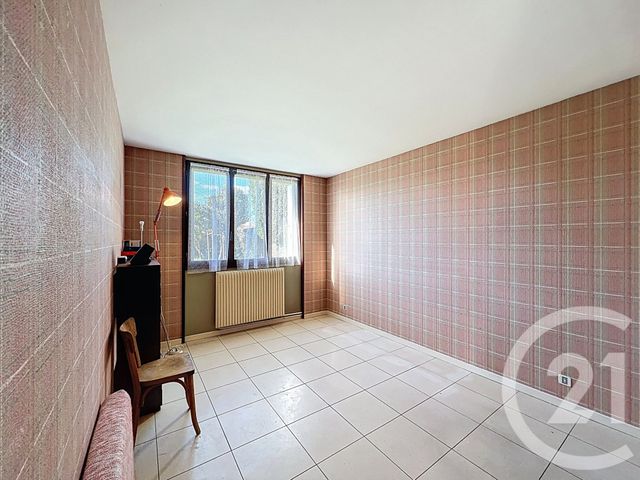 maison à vendre - 7 pièces - 129.33 m2 - LE CENDRE - 63 - AUVERGNE - Century 21 Gervillié Immobilier