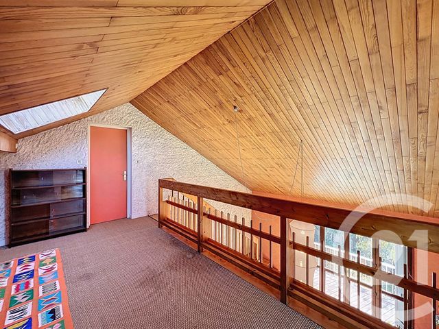 maison à vendre - 7 pièces - 129.33 m2 - LE CENDRE - 63 - AUVERGNE - Century 21 Gervillié Immobilier