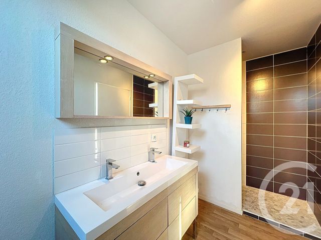 maison à vendre - 6 pièces - 174.82 m2 - LE CENDRE - 63 - AUVERGNE - Century 21 Gervillié Immobilier