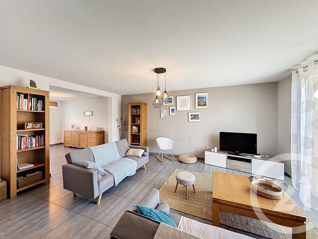 maison à vendre - 6 pièces - 174.82 m2 - LE CENDRE - 63 - AUVERGNE - Century 21 Gervillié Immobilier