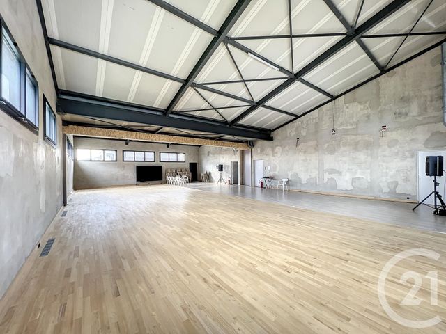 commerce à louer - 429.35 m2 - COURNON D AUVERGNE - 63 - AUVERGNE - Century 21 Gervillié Immobilier