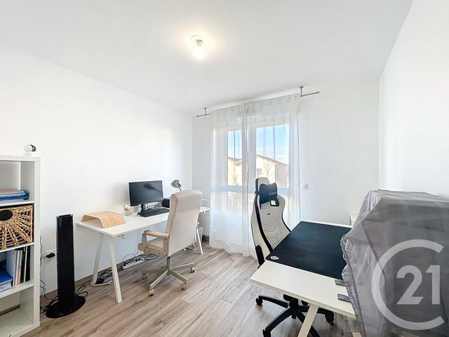 Appartement F4 à vendre - 5 pièces - 90.27 m2 - COURNON D AUVERGNE - 63 - AUVERGNE - Century 21 Gervillié Immobilier