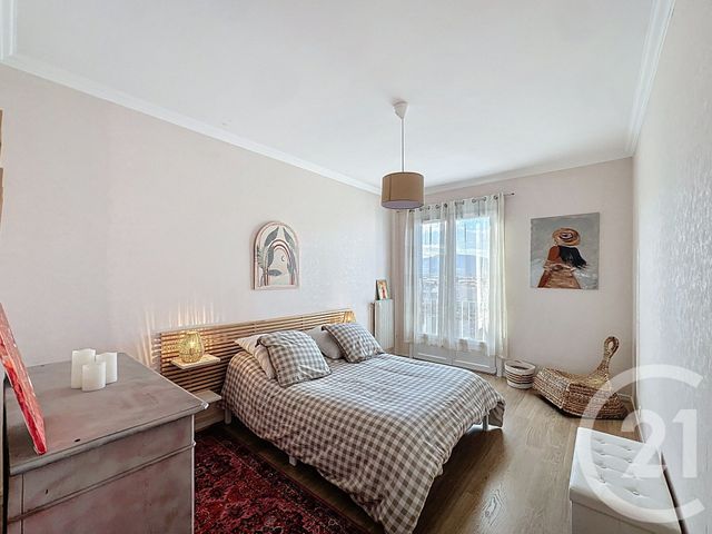 Appartement F4 à vendre - 4 pièces - 105.0 m2 - COURNON D AUVERGNE - 63 - AUVERGNE - Century 21 Gervillié Immobilier