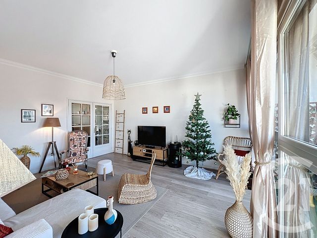 Appartement F4 à vendre - 4 pièces - 105.0 m2 - COURNON D AUVERGNE - 63 - AUVERGNE - Century 21 Gervillié Immobilier