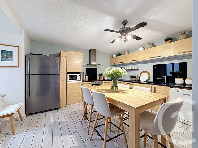 maison à vendre - 5 pièces - 88.43 m2 - MEZEL - 63 - AUVERGNE - Century 21 Gervillié Immobilier