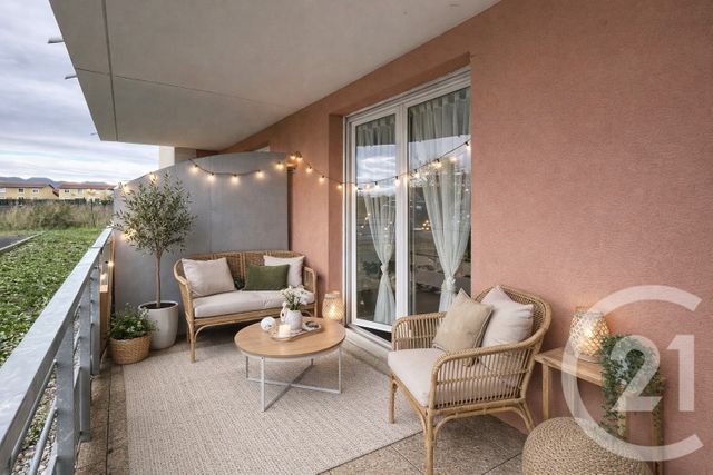 Appartement F2 à louer - 2 pièces - 38.97 m2 - GERZAT - 63 - AUVERGNE - Century 21 Gervillié Immobilier