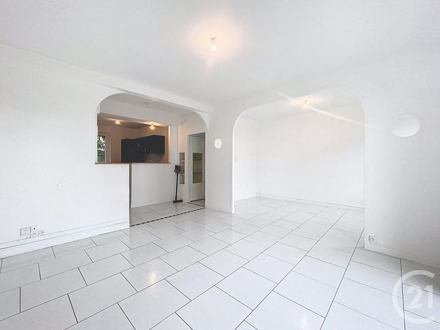 Appartement F3 à louer - 3 pièces - 68.32 m2 - CLERMONT FERRAND - 63 - AUVERGNE - Century 21 Gervillié Immobilier