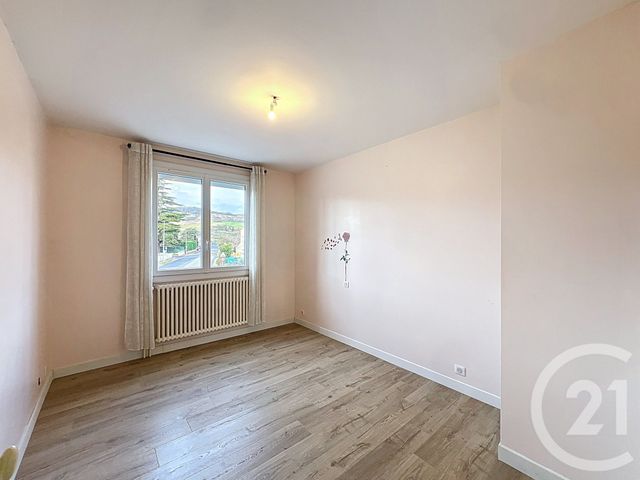 maison à vendre - 6 pièces - 133.78 m2 - LES MARTRES DE VEYRE - 63 - AUVERGNE - Century 21 Gervillié Immobilier