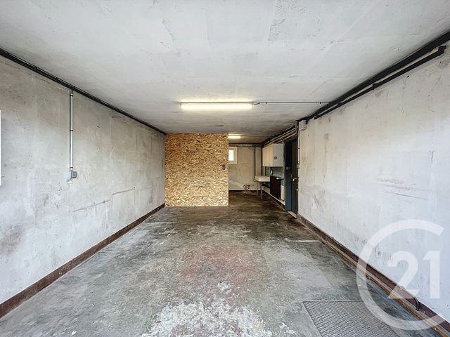 maison à vendre - 6 pièces - 133.78 m2 - LES MARTRES DE VEYRE - 63 - AUVERGNE - Century 21 Gervillié Immobilier