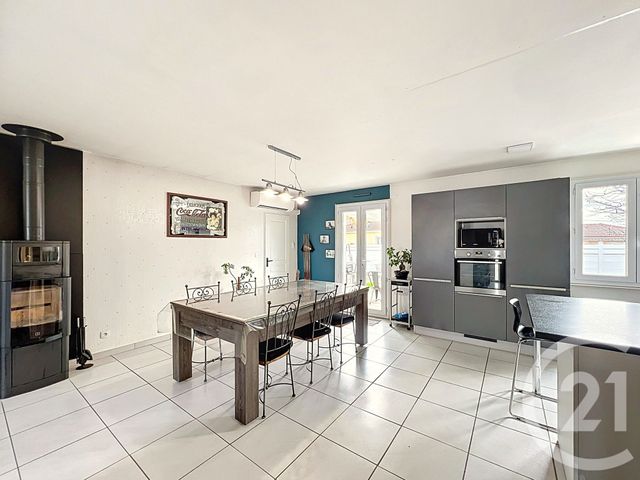 maison à vendre - 5 pièces - 83.08 m2 - PONT DU CHATEAU - 63 - AUVERGNE - Century 21 Gervillié Immobilier