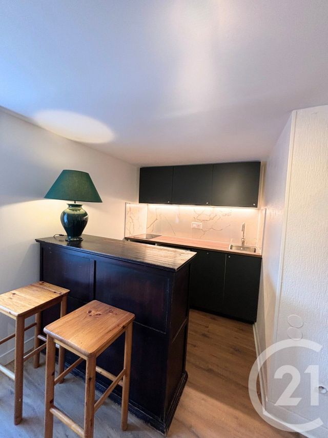 Appartement T2 à louer - 2 pièces - 34.45 m2 - CLERMONT FERRAND - 63 - AUVERGNE - Century 21 Gervillié Immobilier