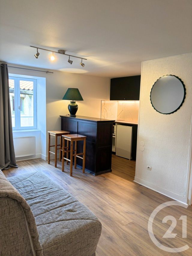 Appartement T2 à louer - 2 pièces - 34.45 m2 - CLERMONT FERRAND - 63 - AUVERGNE - Century 21 Gervillié Immobilier
