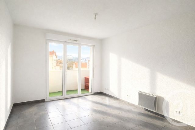 Appartement F2 à louer - 2 pièces - 34.82 m2 - CLERMONT FERRAND - 63 - AUVERGNE - Century 21 Gervillié Immobilier