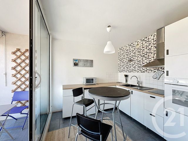 Appartement F1 à vendre - 1 pièce - 34.27 m2 - LE CENDRE - 63 - AUVERGNE - Century 21 Gervillié Immobilier