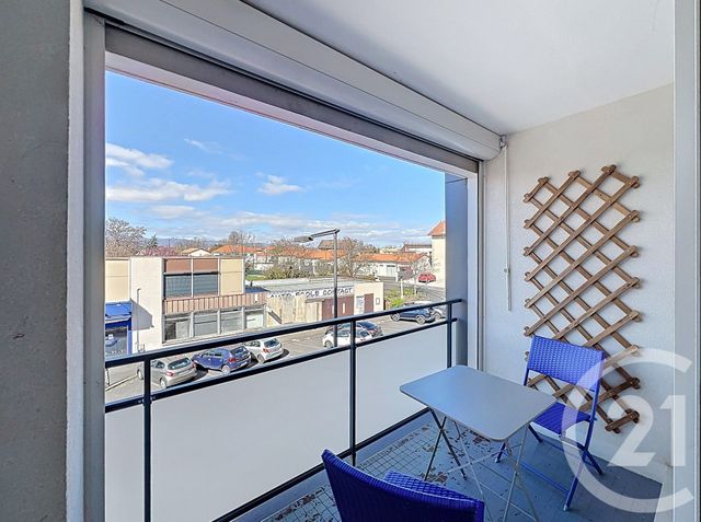 Appartement F1 à vendre - 1 pièce - 34.27 m2 - LE CENDRE - 63 - AUVERGNE - Century 21 Gervillié Immobilier