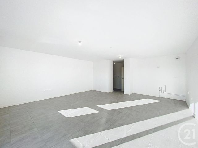 Appartement F3 à louer - 3 pièces - 72.1 m2 - COURNON D AUVERGNE - 63 - AUVERGNE - Century 21 Gervillié Immobilier