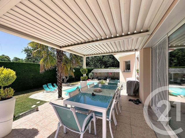 maison à vendre - 5 pièces - 123.65 m2 - LA ROCHE BLANCHE - 63 - AUVERGNE - Century 21 Gervillié Immobilier