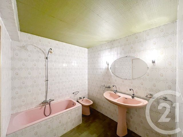 maison à vendre - 10 pièces - 242.0 m2 - COURNON D AUVERGNE - 63 - AUVERGNE - Century 21 Gervillié Immobilier