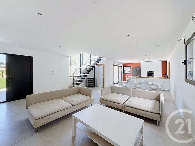 maison à vendre - 7 pièces - 167.27 m2 - ST GEORGES SUR ALLIER - 63 - AUVERGNE - Century 21 Gervillié Immobilier