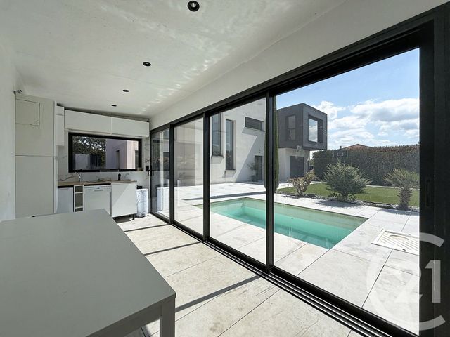 maison à vendre - 7 pièces - 167.27 m2 - ST GEORGES SUR ALLIER - 63 - AUVERGNE - Century 21 Gervillié Immobilier