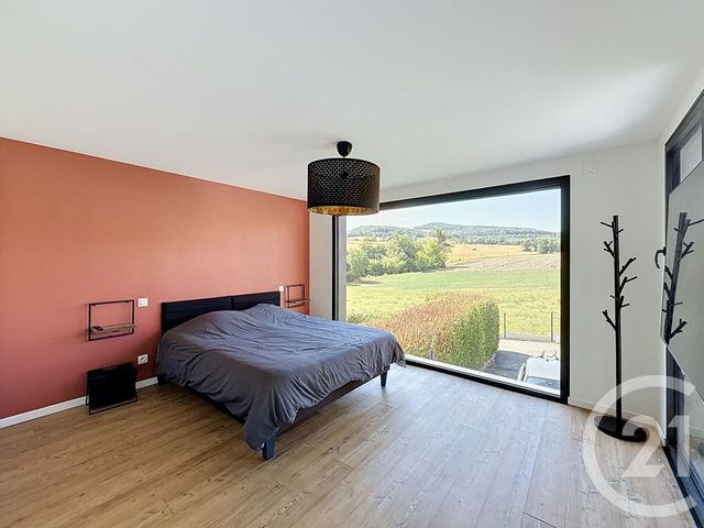 maison à vendre - 7 pièces - 167.27 m2 - ST GEORGES SUR ALLIER - 63 - AUVERGNE - Century 21 Gervillié Immobilier