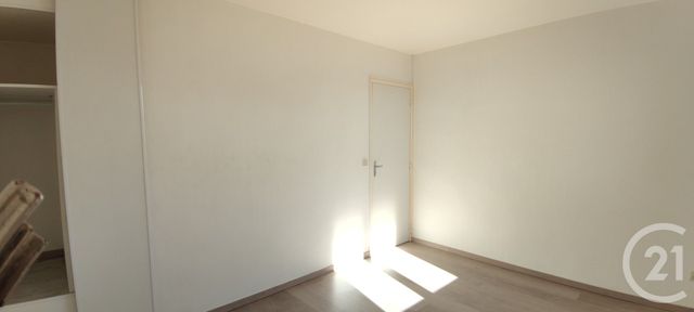 maison à louer - 3 pièces - 52.67 m2 - CLERMONT FERRAND - 63 - AUVERGNE - Century 21 Gervillié Immobilier