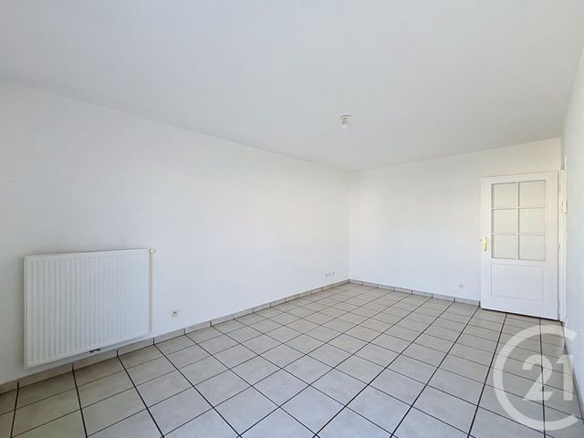 Appartement F3 à louer - 3 pièces - 63.16 m2 - COURNON D AUVERGNE - 63 - AUVERGNE - Century 21 Gervillié Immobilier