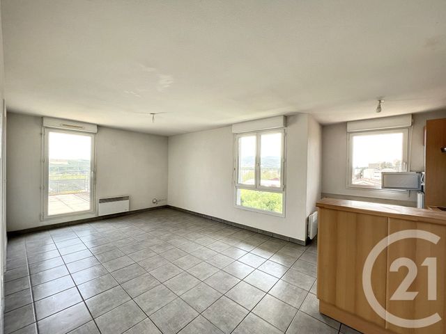 Appartement F3 à louer - 3 pièces - 57.22 m2 - COURNON D AUVERGNE - 63 - AUVERGNE - Century 21 Gervillié Immobilier