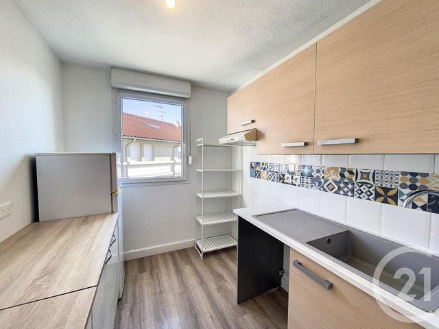 Appartement F3 à louer - 3 pièces - 63.27 m2 - CLERMONT FERRAND - 63 - AUVERGNE - Century 21 Gervillié Immobilier