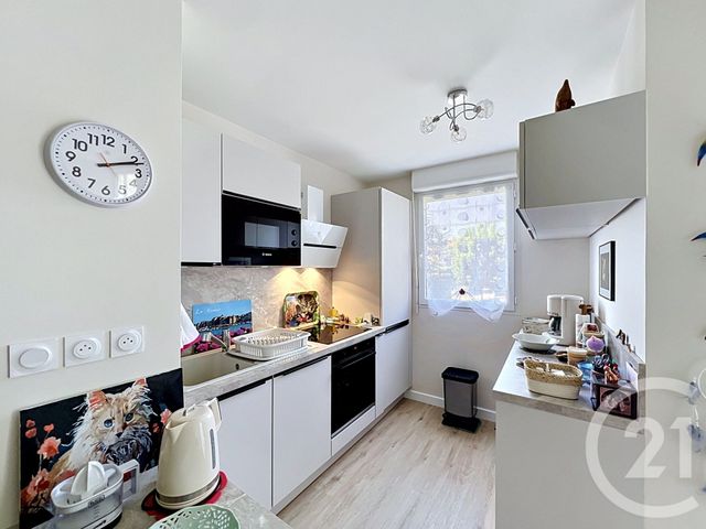 Appartement F3 à vendre - 3 pièces - 58.66 m2 - COURNON D AUVERGNE - 63 - AUVERGNE - Century 21 Gervillié Immobilier